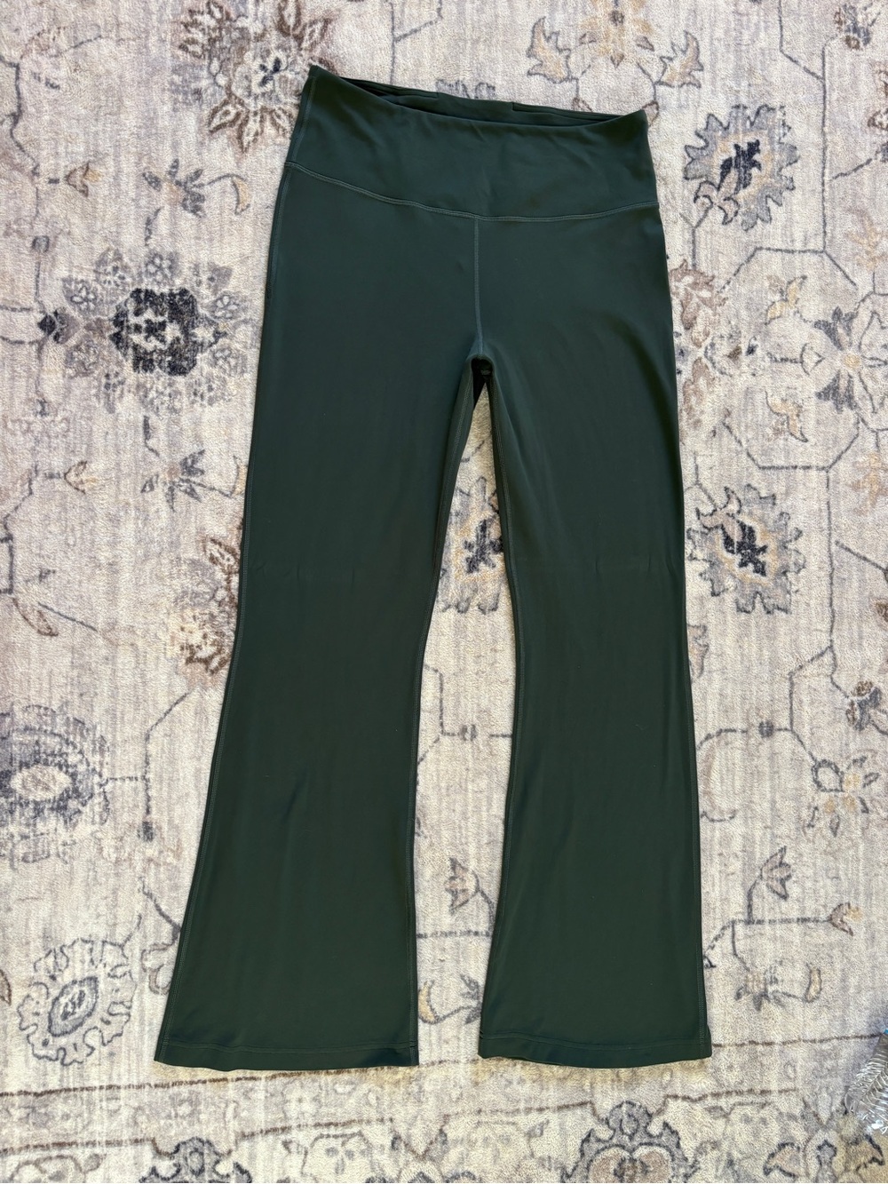 lululemon athletica High-Waist flare Leggings - Picture 2 of 5
